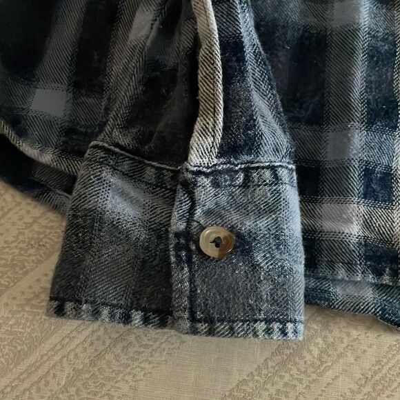 74AMK Boys Blue & White Plaid Button Down Shirt Size Medium - Picture 6 of 7